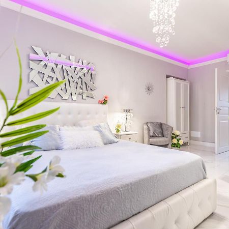 Elegant Suite - In Centro Portanuova 都灵 外观 照片